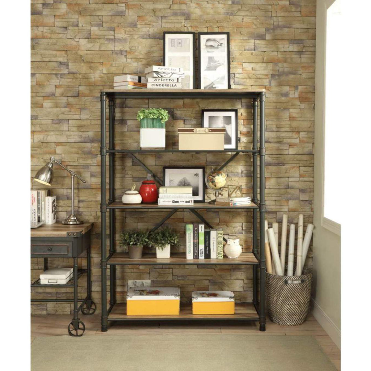 92200 Itzel Bookshelf