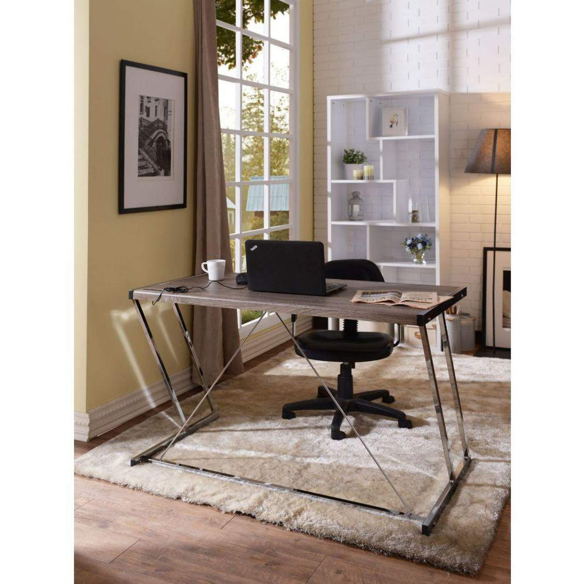 92344 Finis Writing Desk with USB
