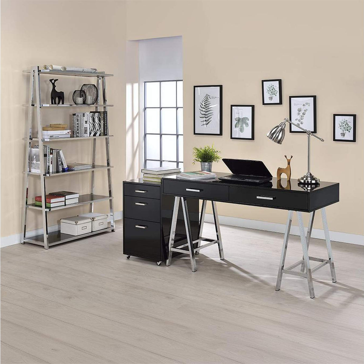 92450 Coleen Cabinet