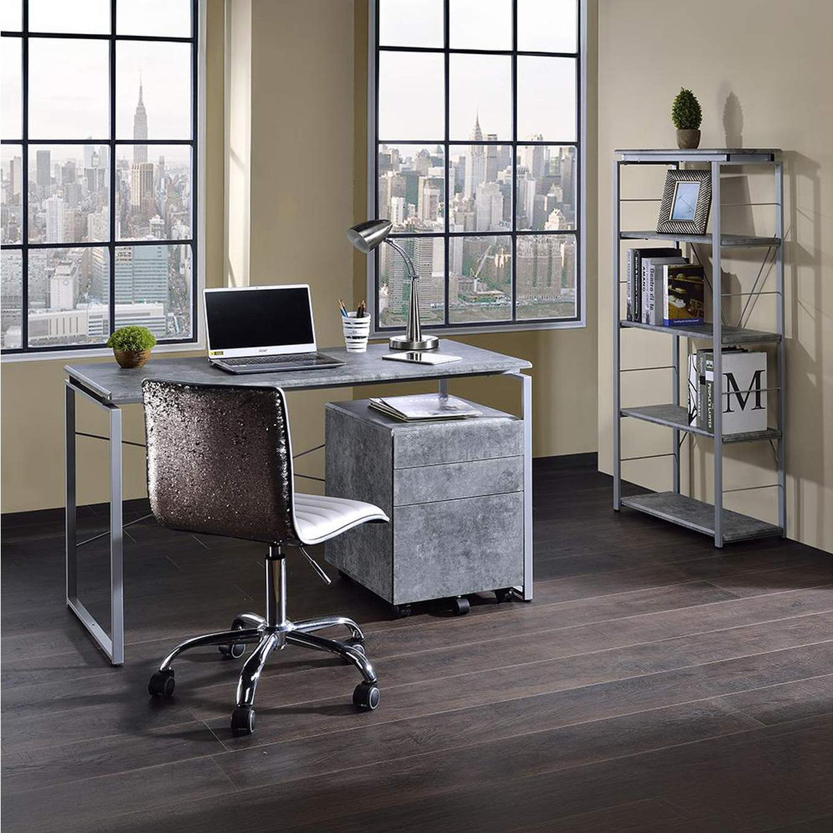 92907 Jurgen Bookshelf