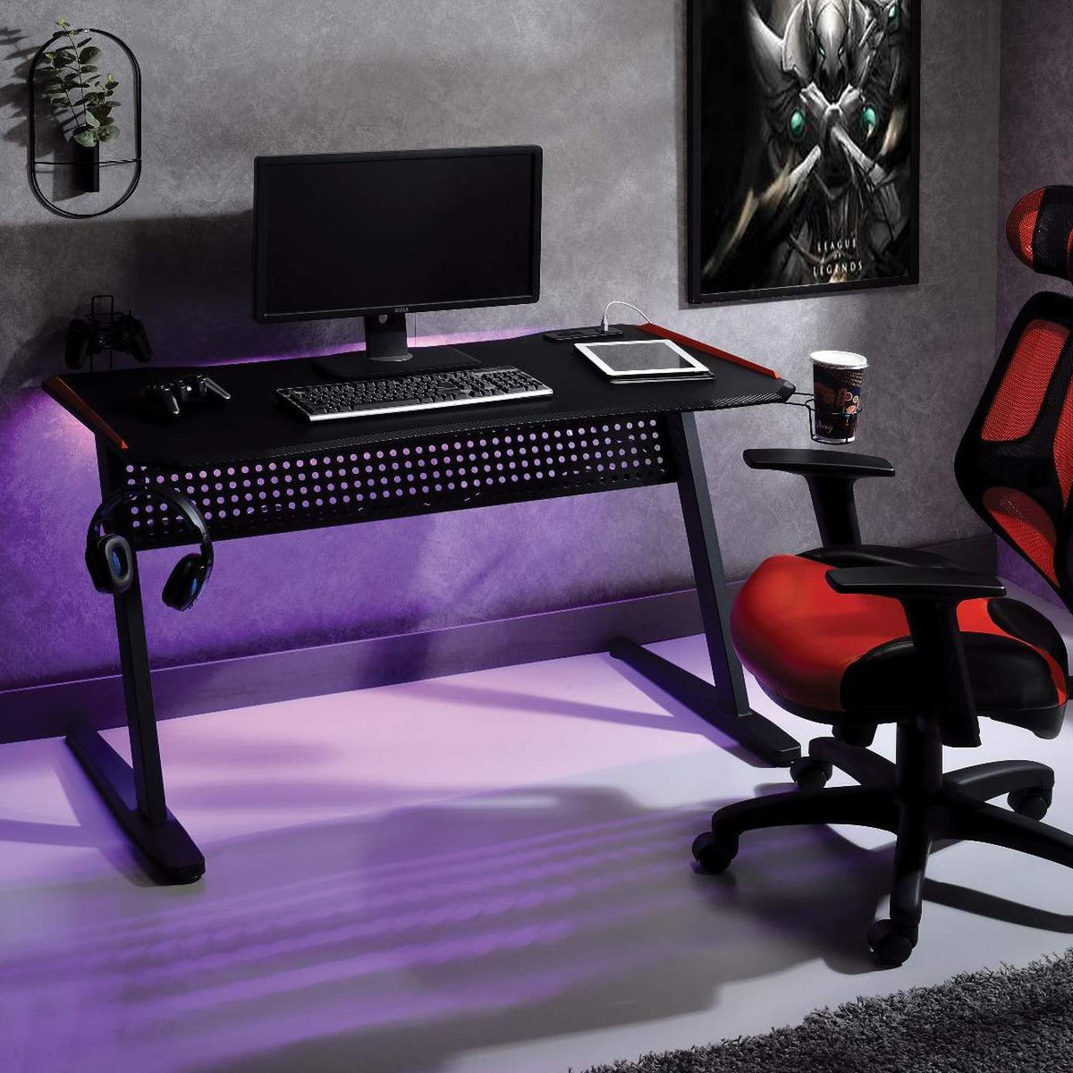 93125 Dragi Gaming Desk with USB