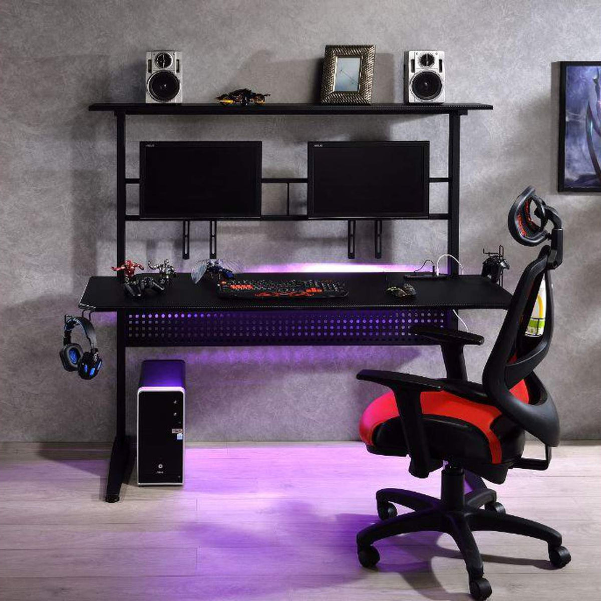 93130 Canzi Gaming Desk with USB