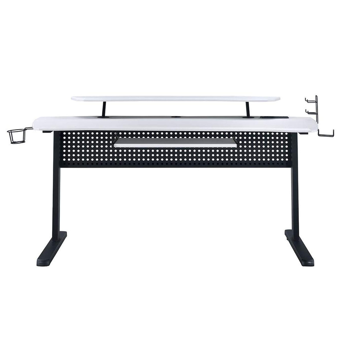 93134 Vildre Gaming Desk with USB