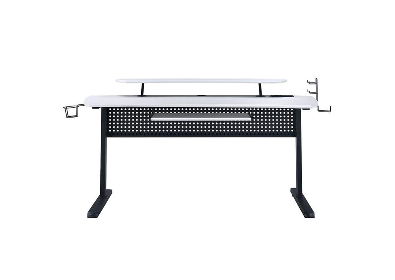 93134 Vildre Gaming Desk with USB