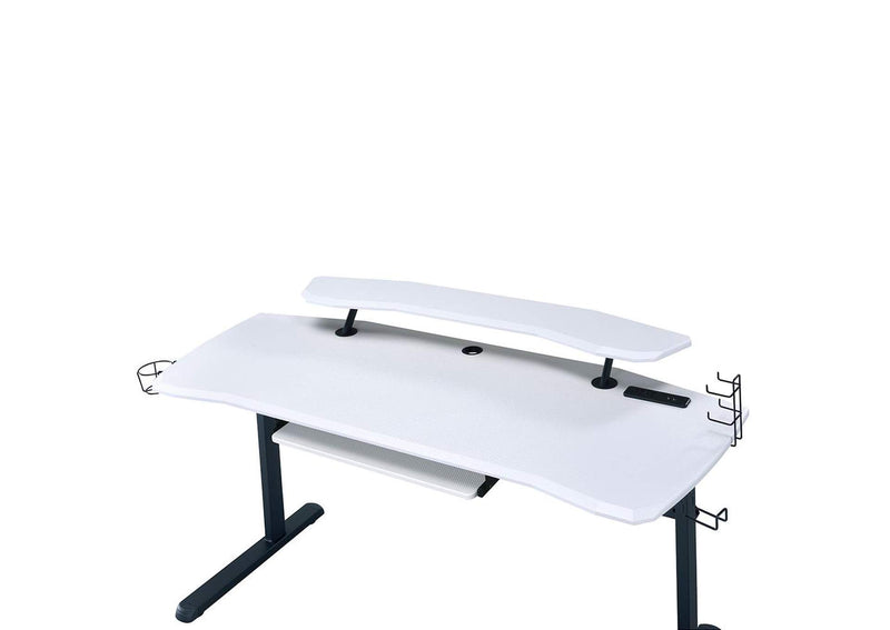 93134 Vildre Gaming Desk with USB