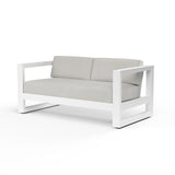 Newport - Loveseat, No Welt - Cast Silver / White