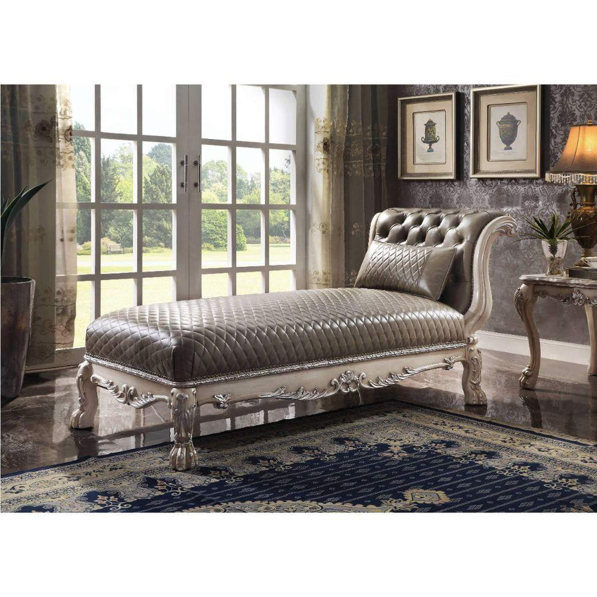 96275 Dresden Chaise with Pillow