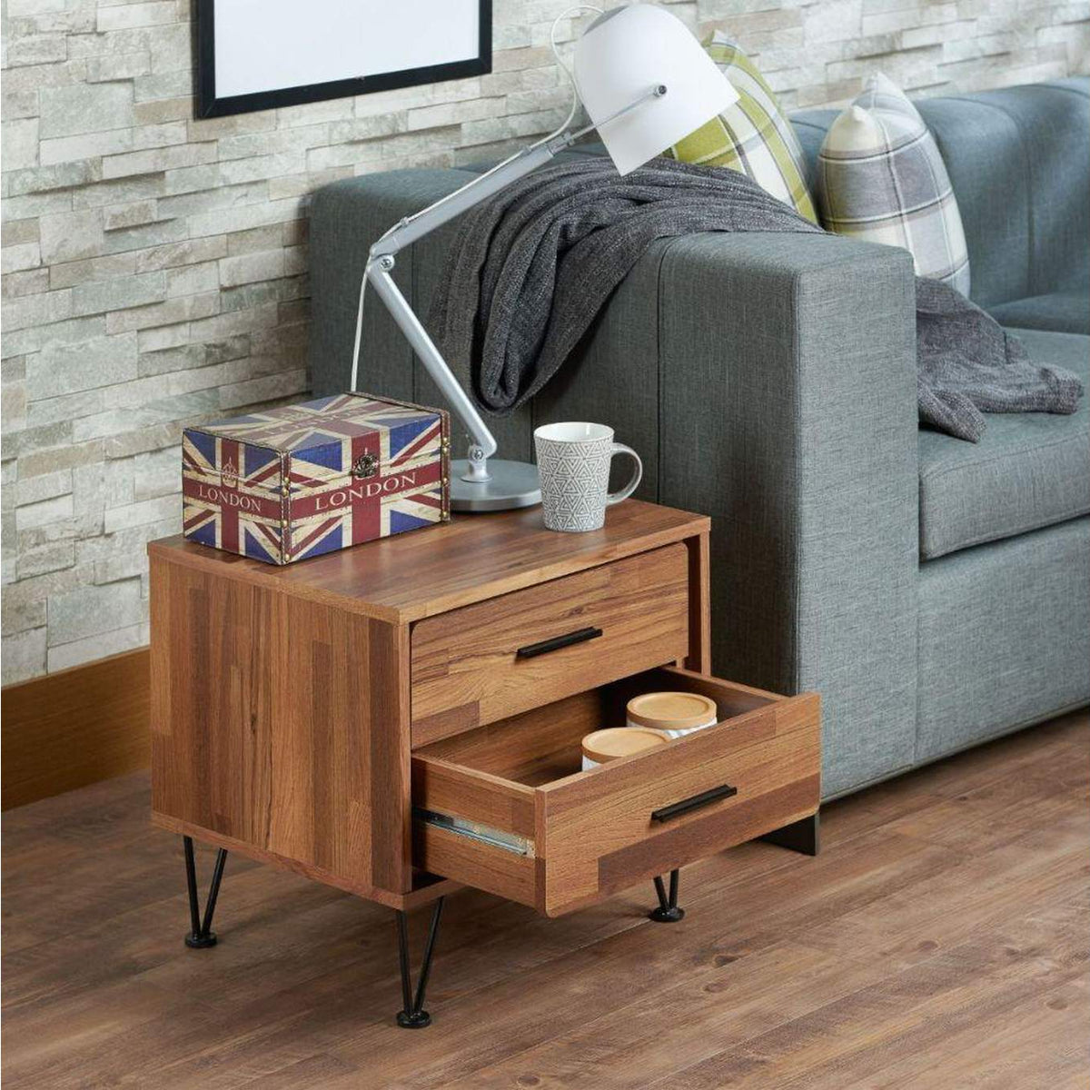 97330 Deoss Accent Table