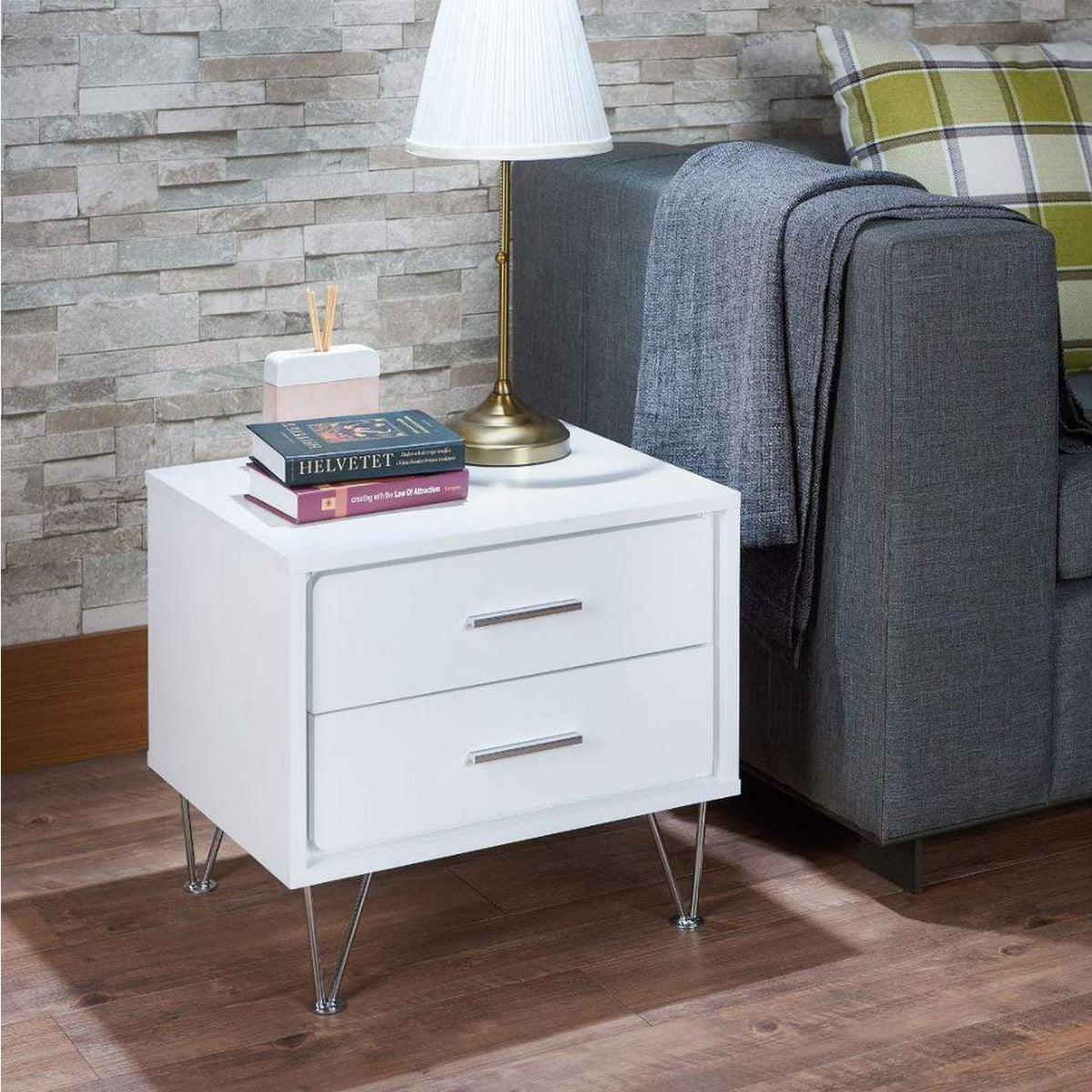 97332 Deoss Accent Table