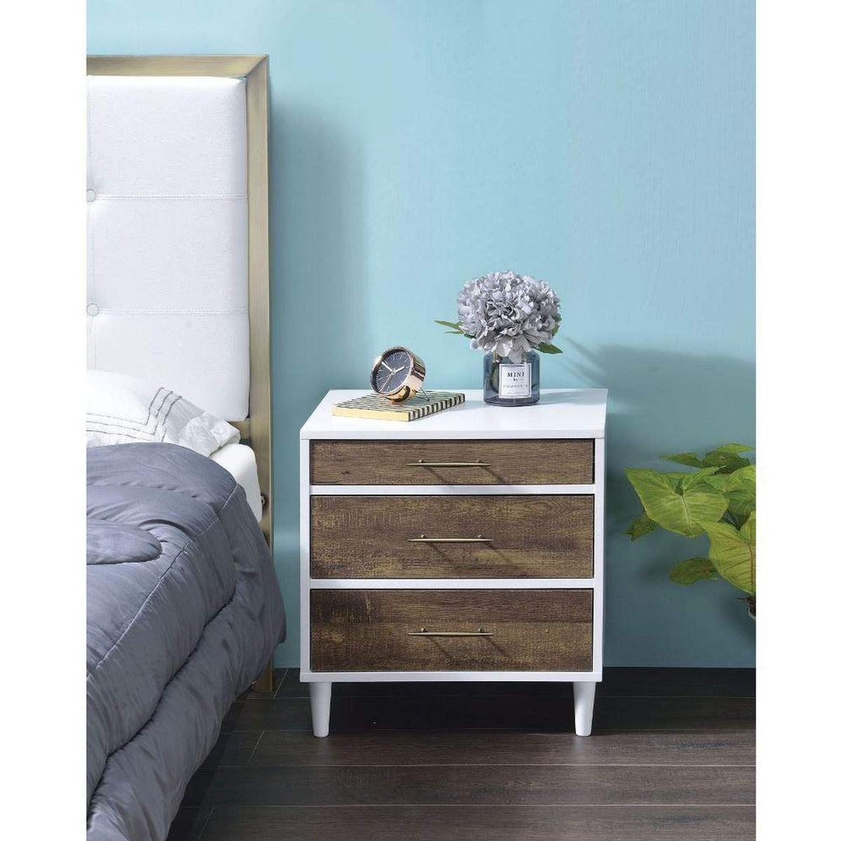 97551 Lurel Accent Table