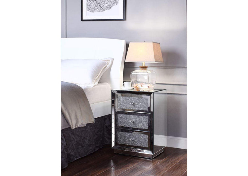 97580 Noralie Accent Table