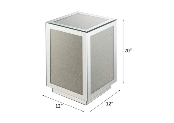 97686 Noralie Accent Table