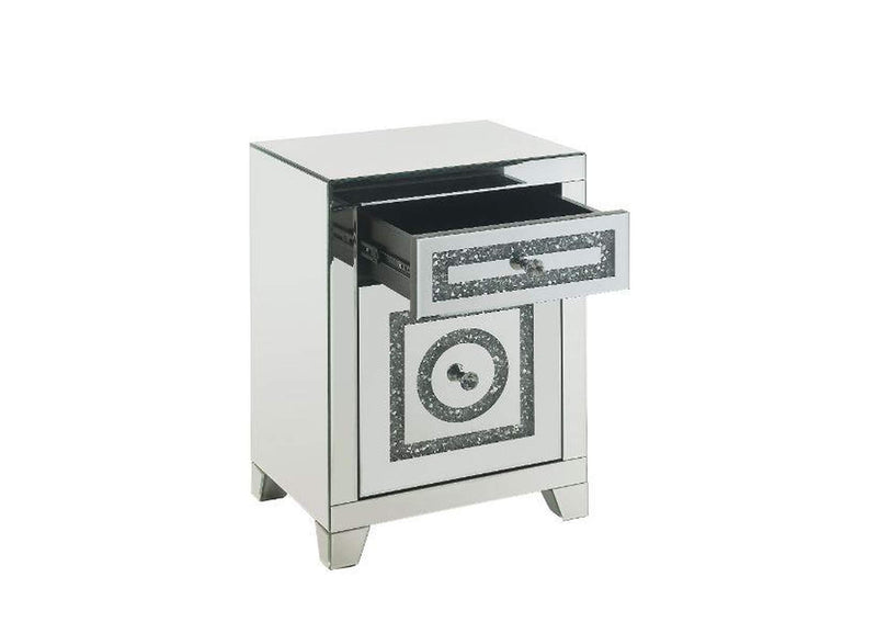 97934 Noralie Accent Table