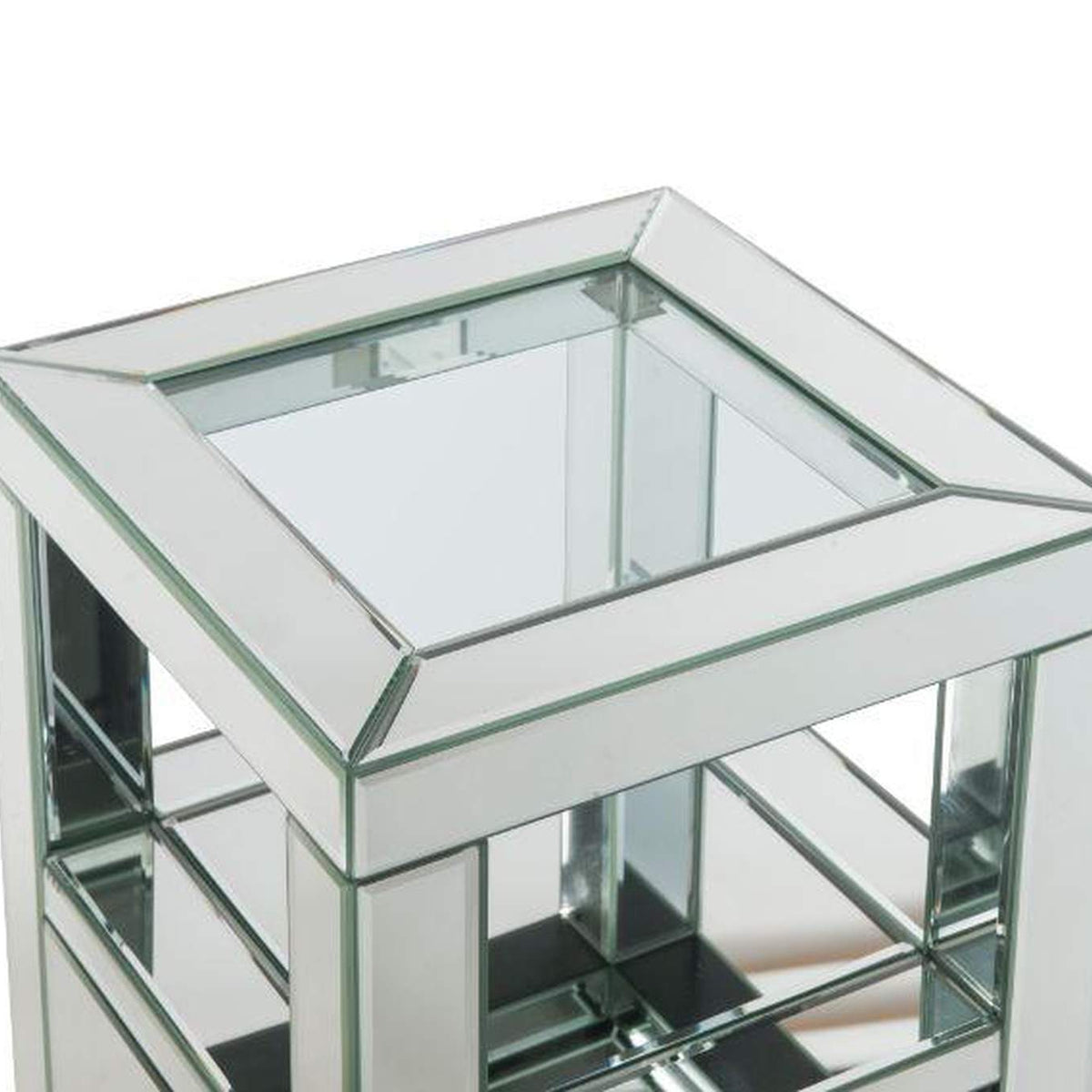 97956 Noralie Accent Table