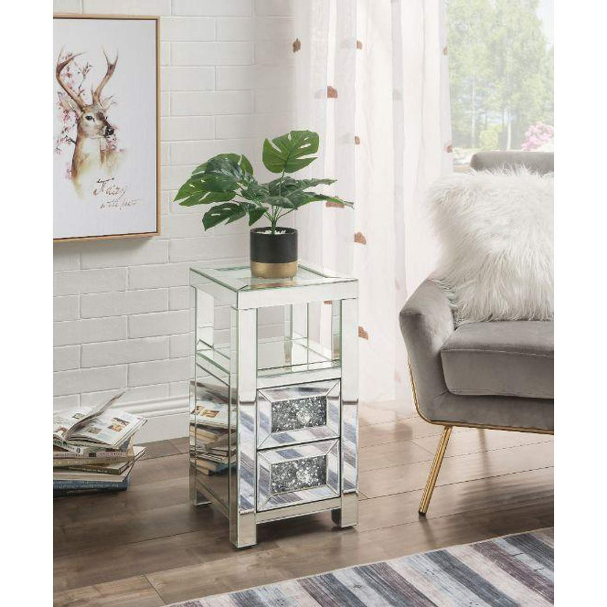 97956 Noralie Accent Table