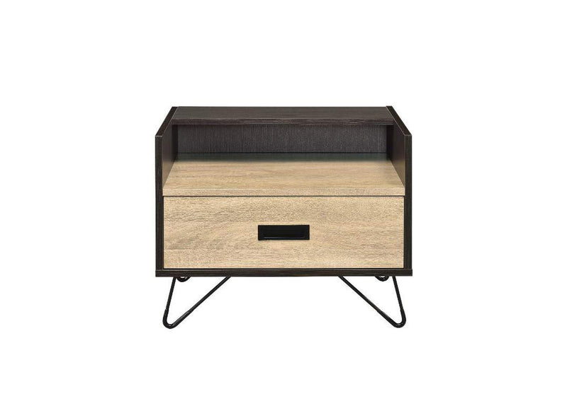 97968 Melkree Accent Table