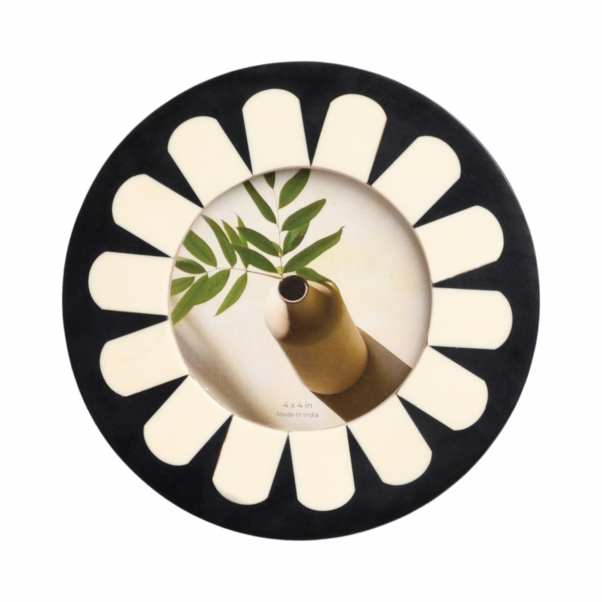 4" x 4" Round Petal Resin Photo Frame - Black / Ivory