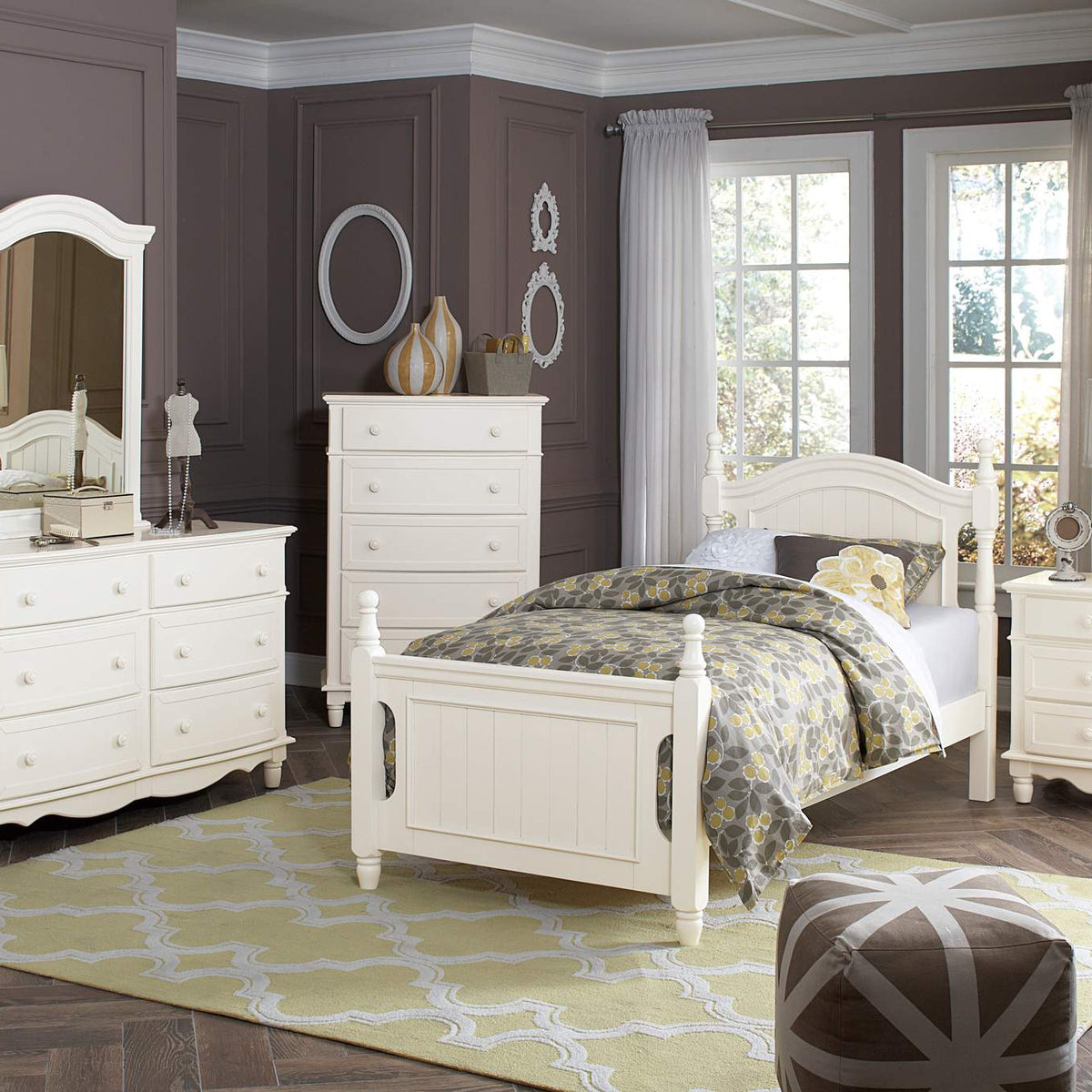 B1799-4 Clementine Night Stand