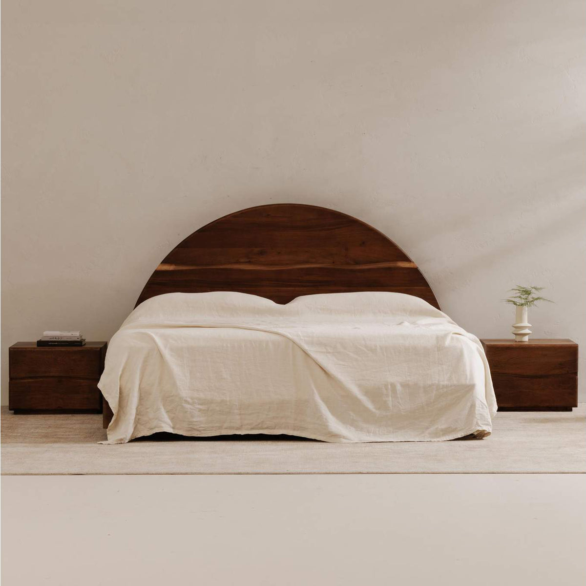 BB-1004-03-0 Watson King Bed Brown