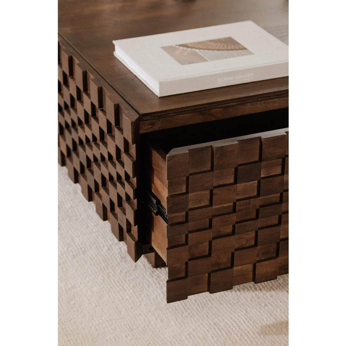 BB-1018-03 Easton Storage Coffee Table Brown