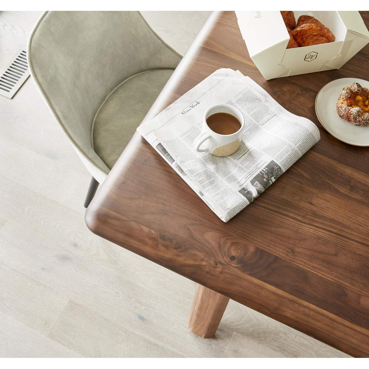 BC-1046-03 Malibu Dining Table Walnut