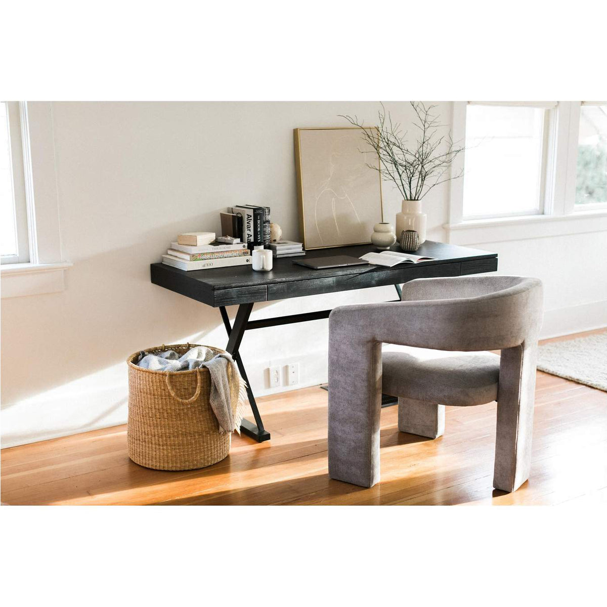 BC-1107-02-0 Profecto Desk Black