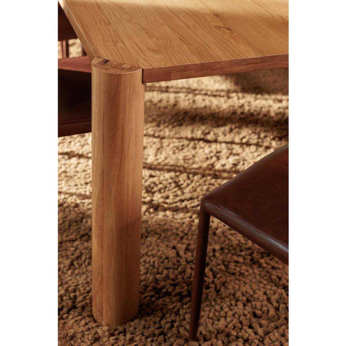 BC-1111-18-0 Post Small Dining Table Natural Oak