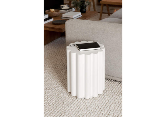 BQ-1062-18 Taffy Accent Table White