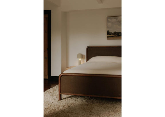 BZ-1146-03-0 Rye King Bed Warm Brown