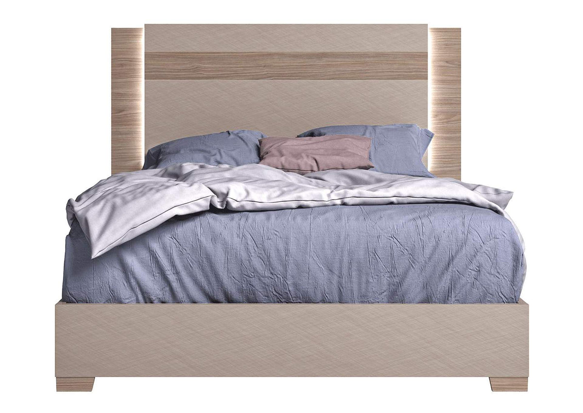 i42721 Nora Queen size Bed