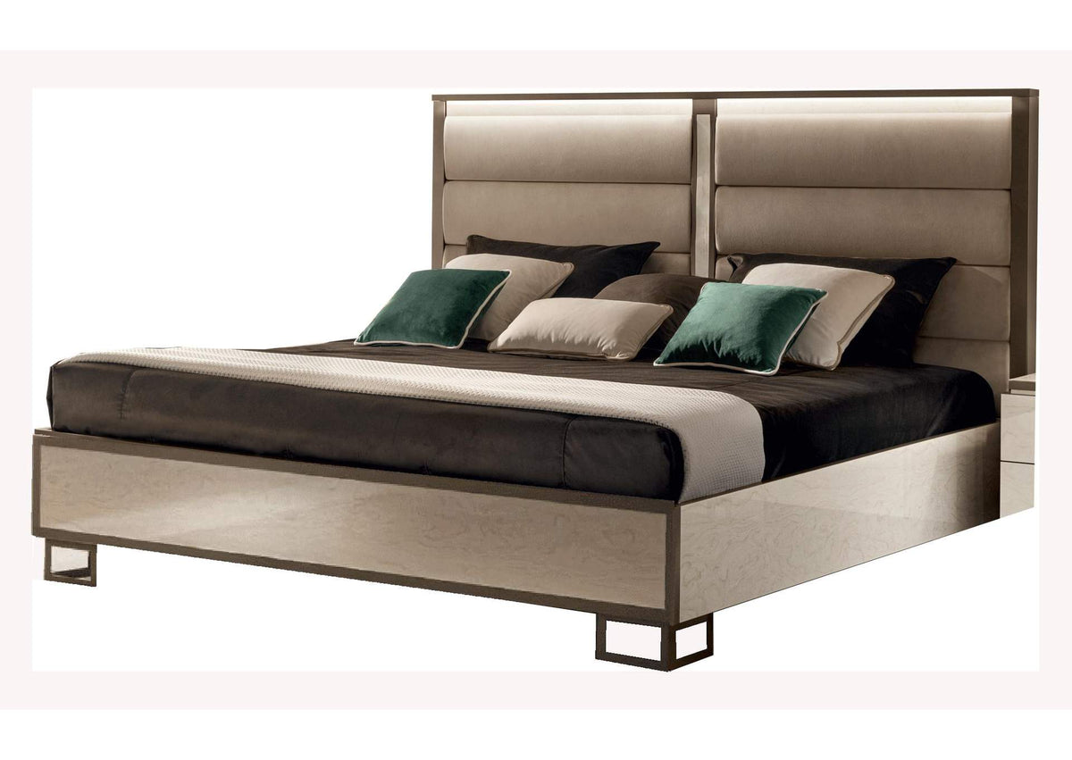 i39865 Poesia Queen size Bed