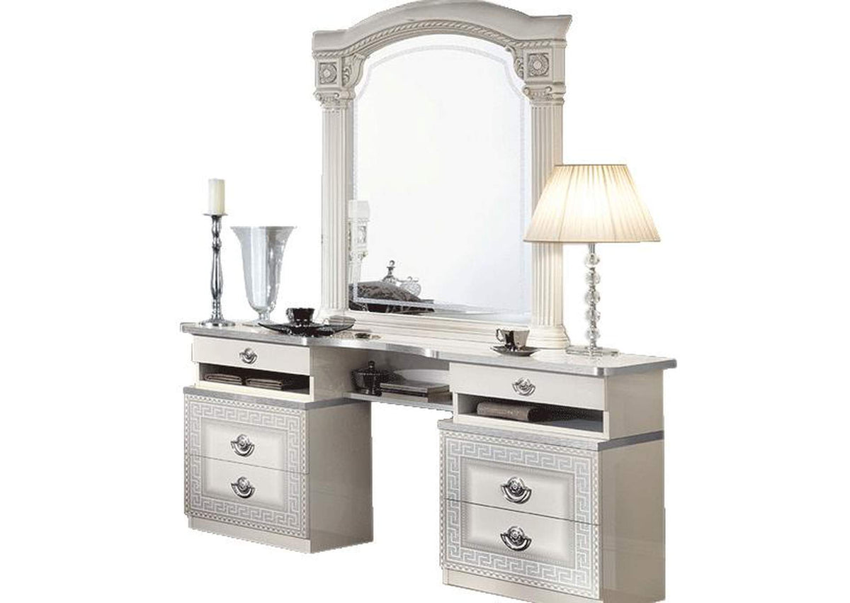 i31407 Aida White/Silver Vanity Dresser