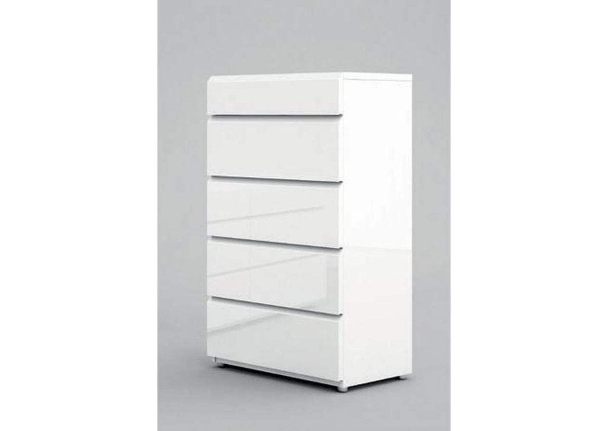i26182 Sara Chest