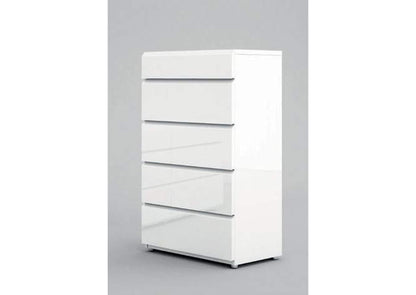 i26182 Sara Chest