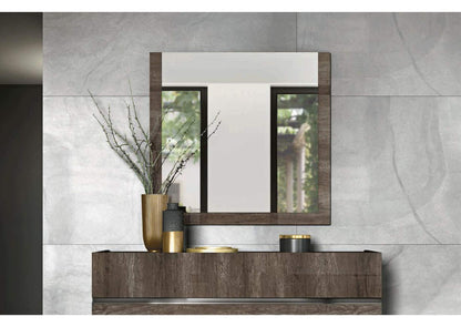 i37885 Kamea mirror