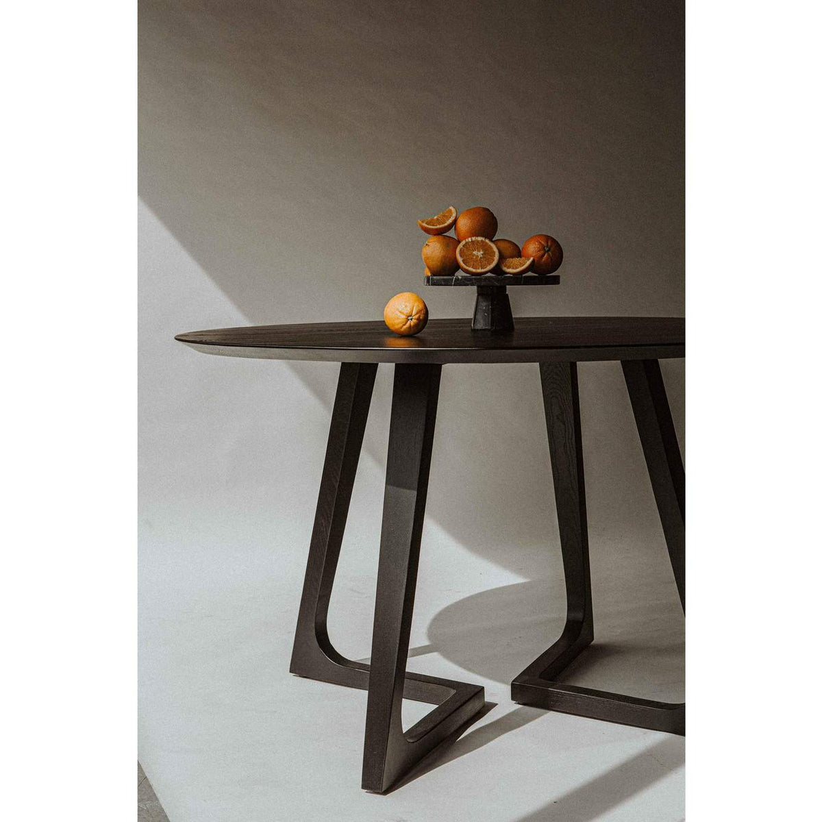 CB-1003-02-0 Godenza Round Dining Table Black