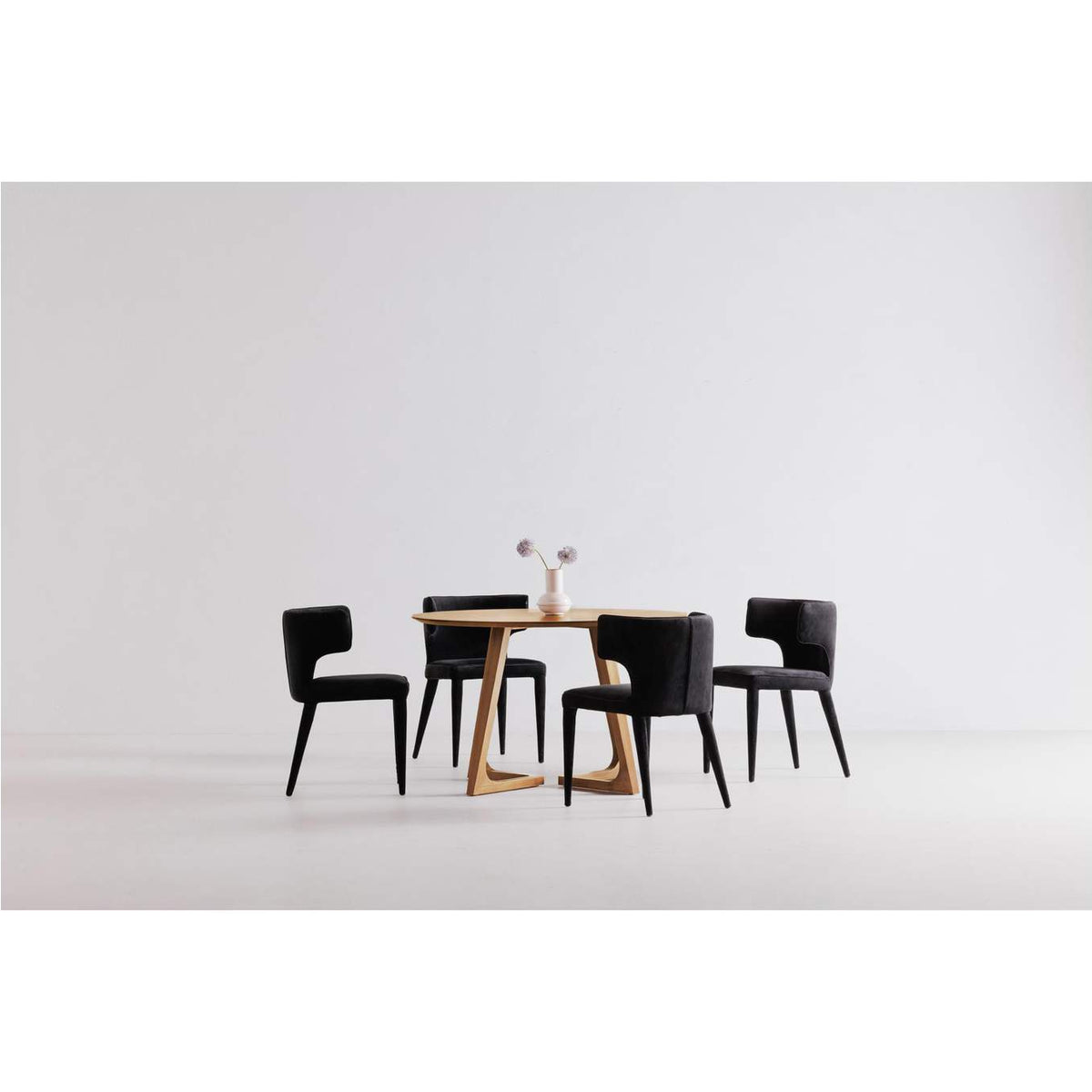 CB-1003-24-0 Godenza Round Dining Table Natural Oak