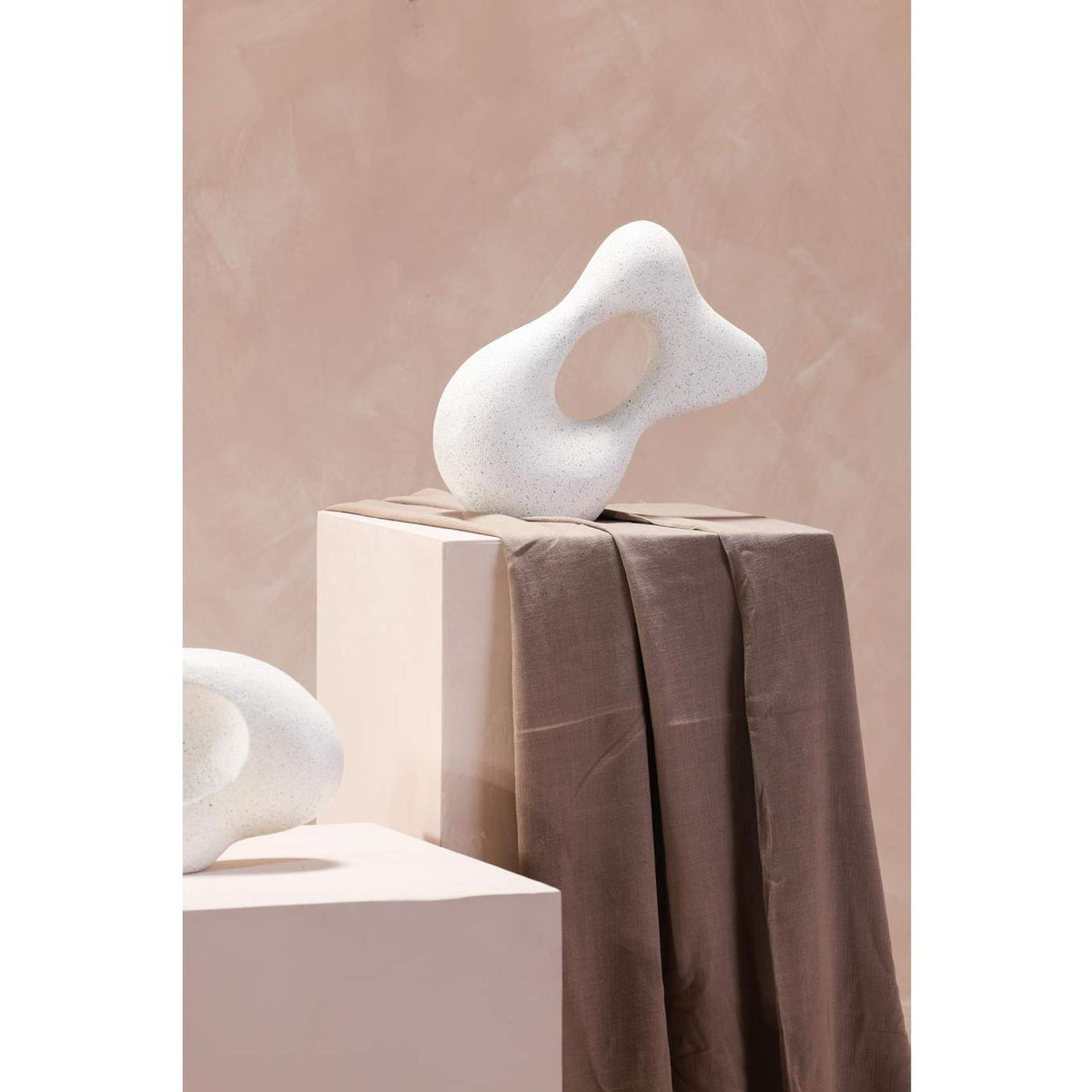 DD-1041-18 Motion Ecomix Sculpture Flecked Stone