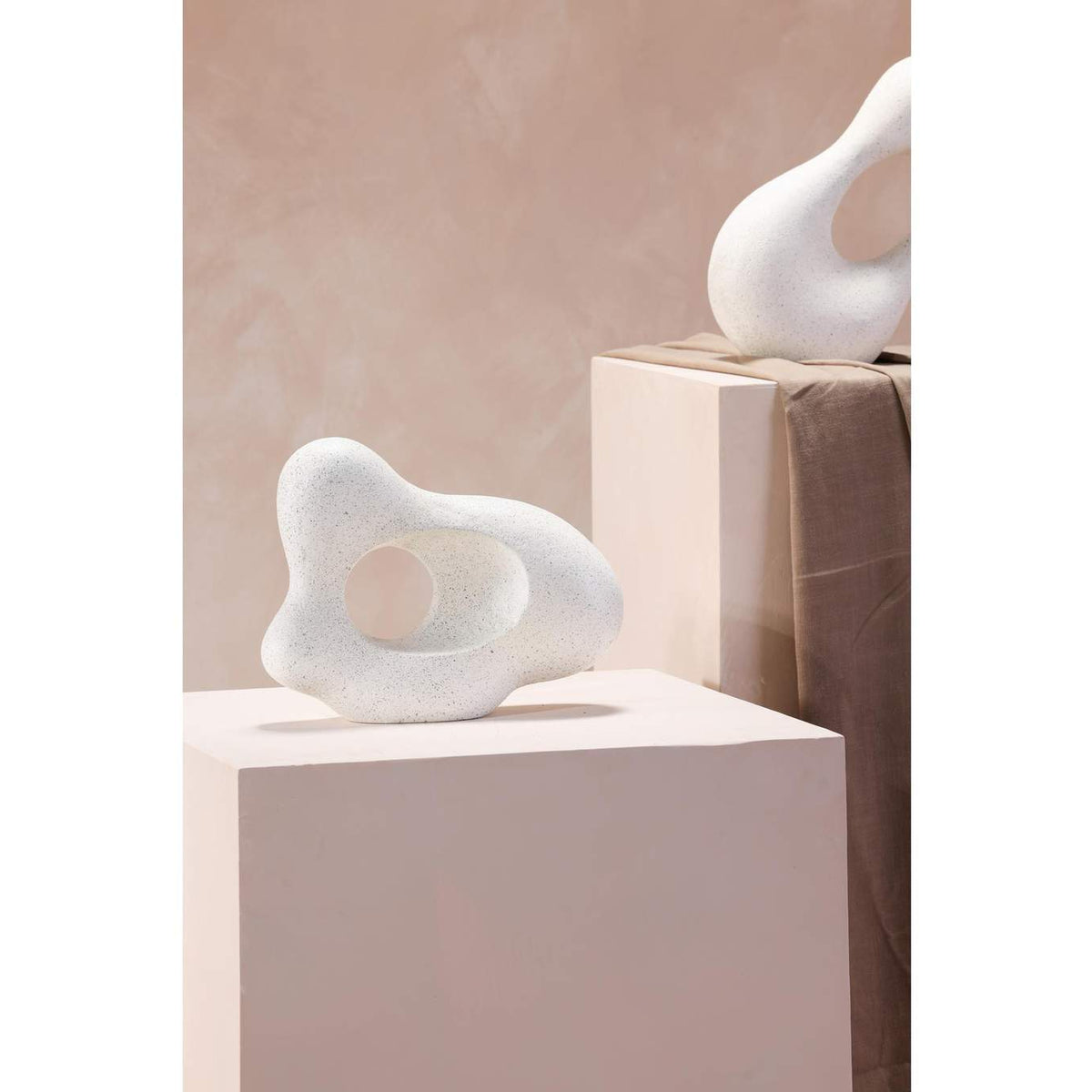 DD-1042-18 Matter Ecomix Sculpture Flecked Stone