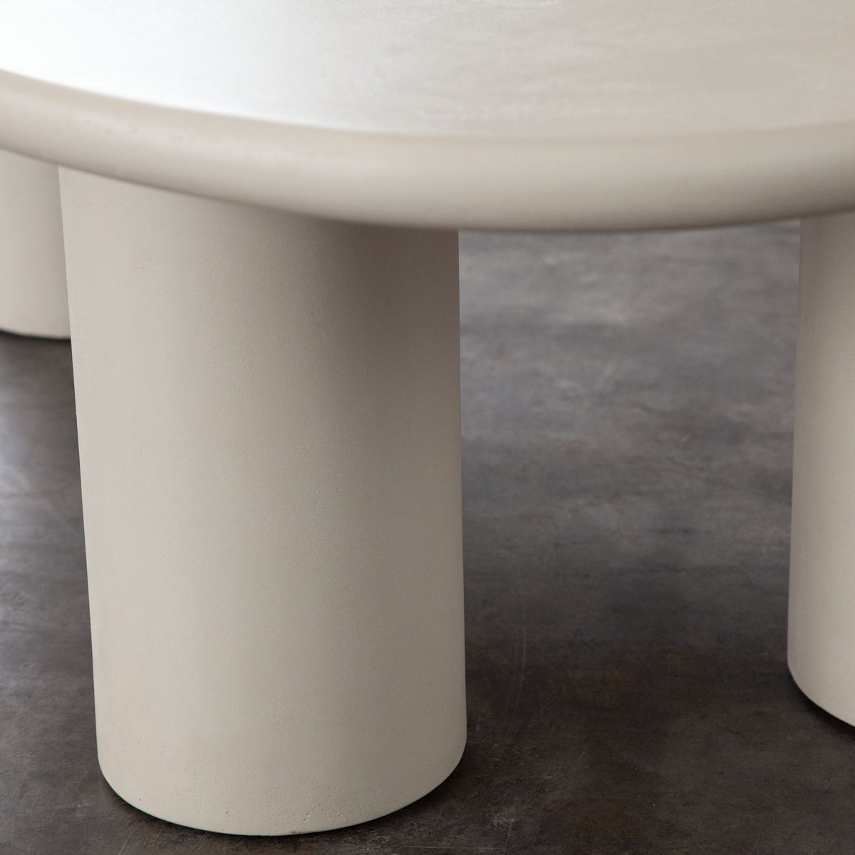 Echo Cocktail Table