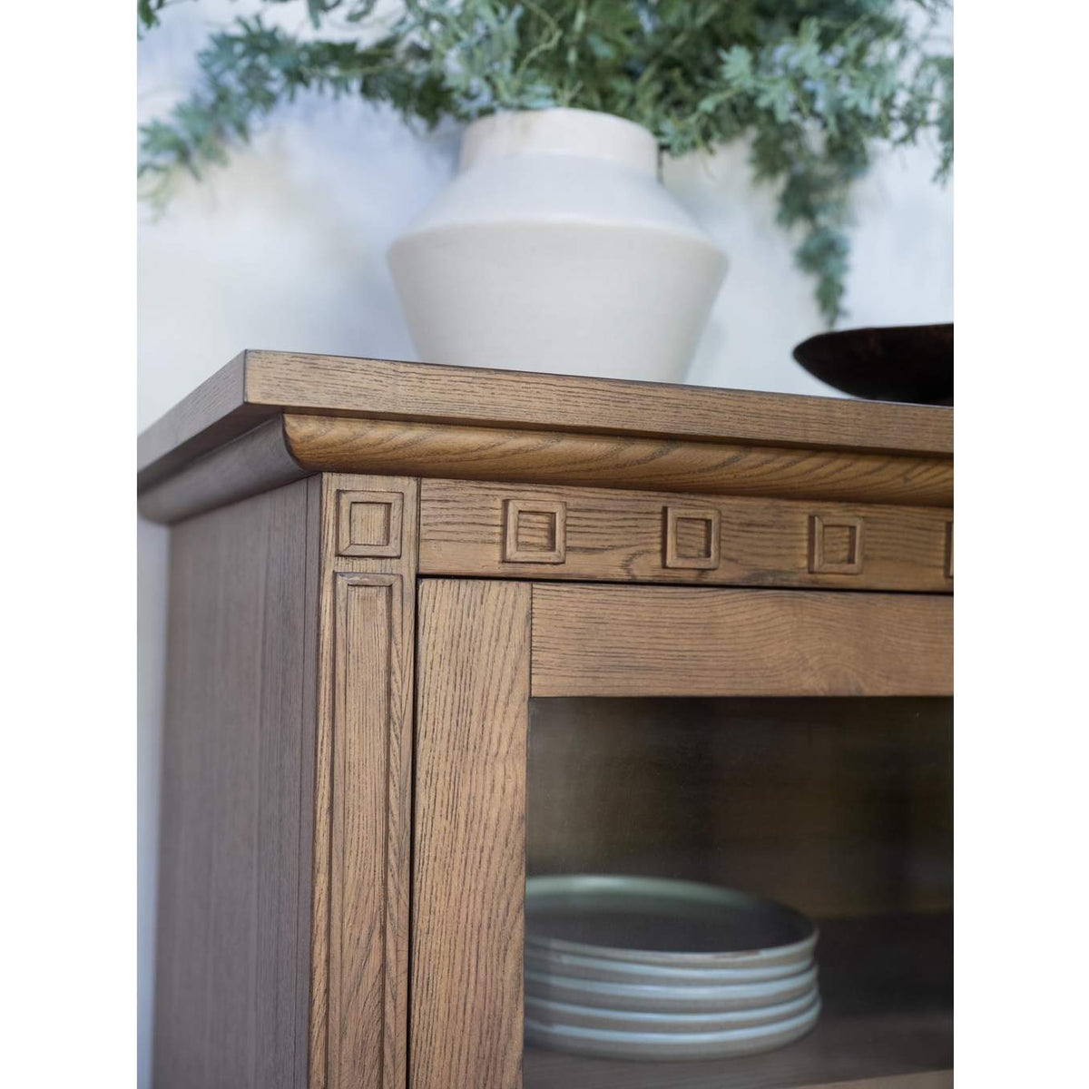 EM-1017-03 Lillian Sideboard Brown