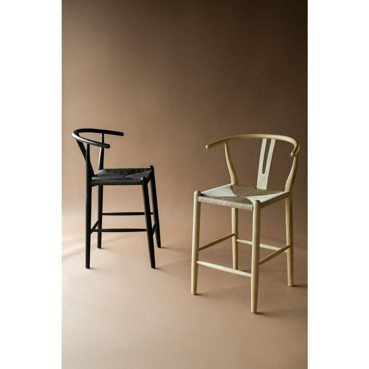 FG-1018-24 Ventana Counter Stool Natural