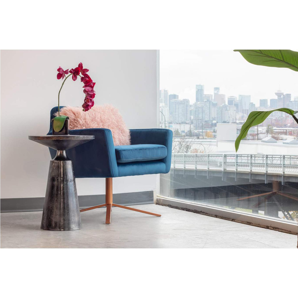 FI-1072-07 Sonja Accent Table Charcoal Grey
