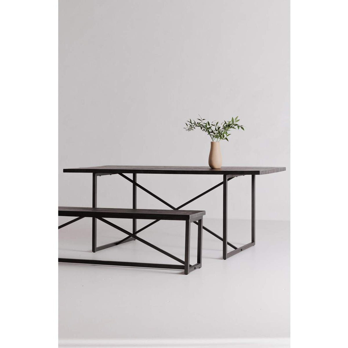 FR-1018-02 Sierra Bench Black