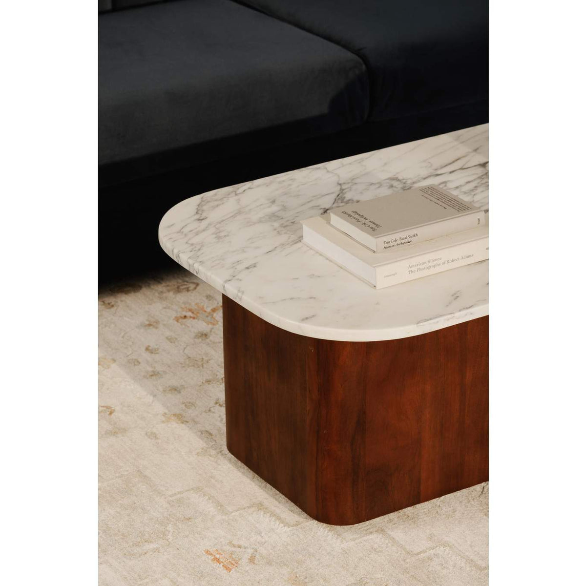 GK-1129-18-0 Dash Coffee Table White Calcatta Marble