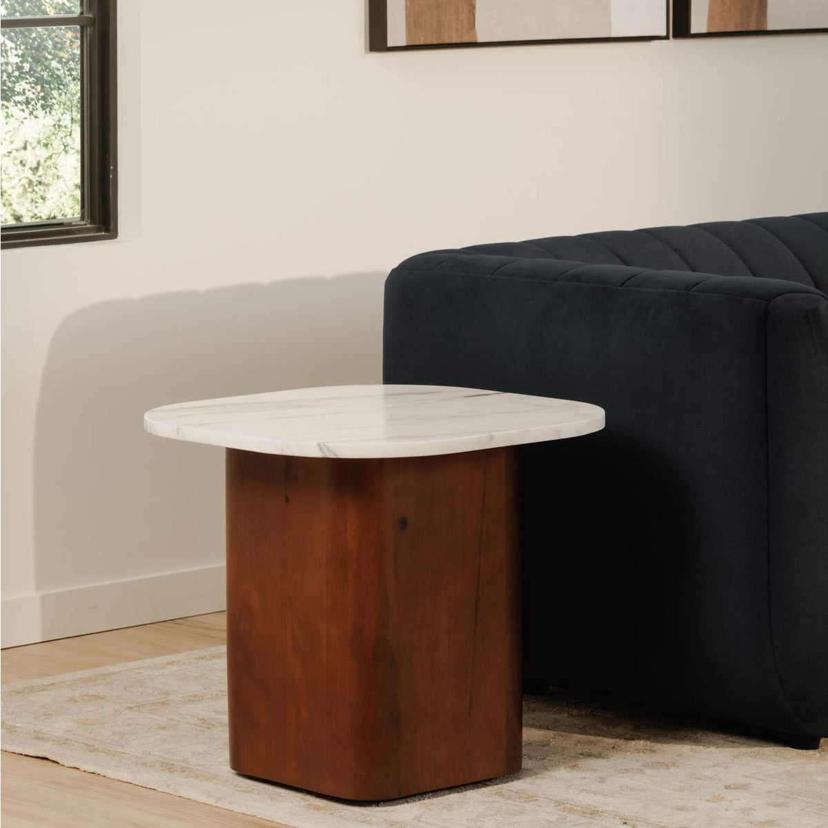 GK-1130-18-0 Dash Accent Table White Calacatta Marble