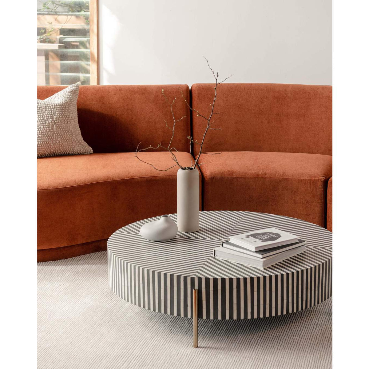 GZ-1147-37 Chameau Small Coffee Table Black and White