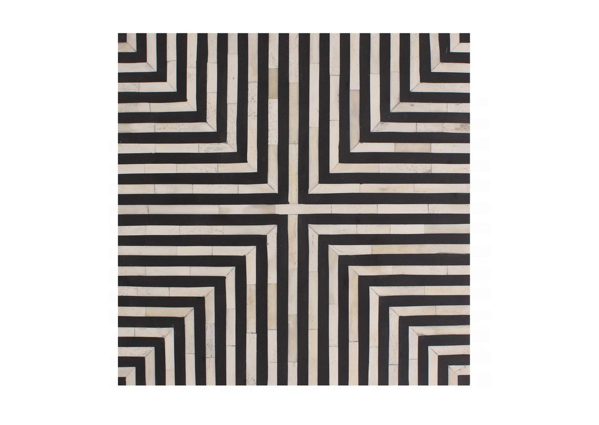 GZ-1149-37 Terning Side Table Black and White