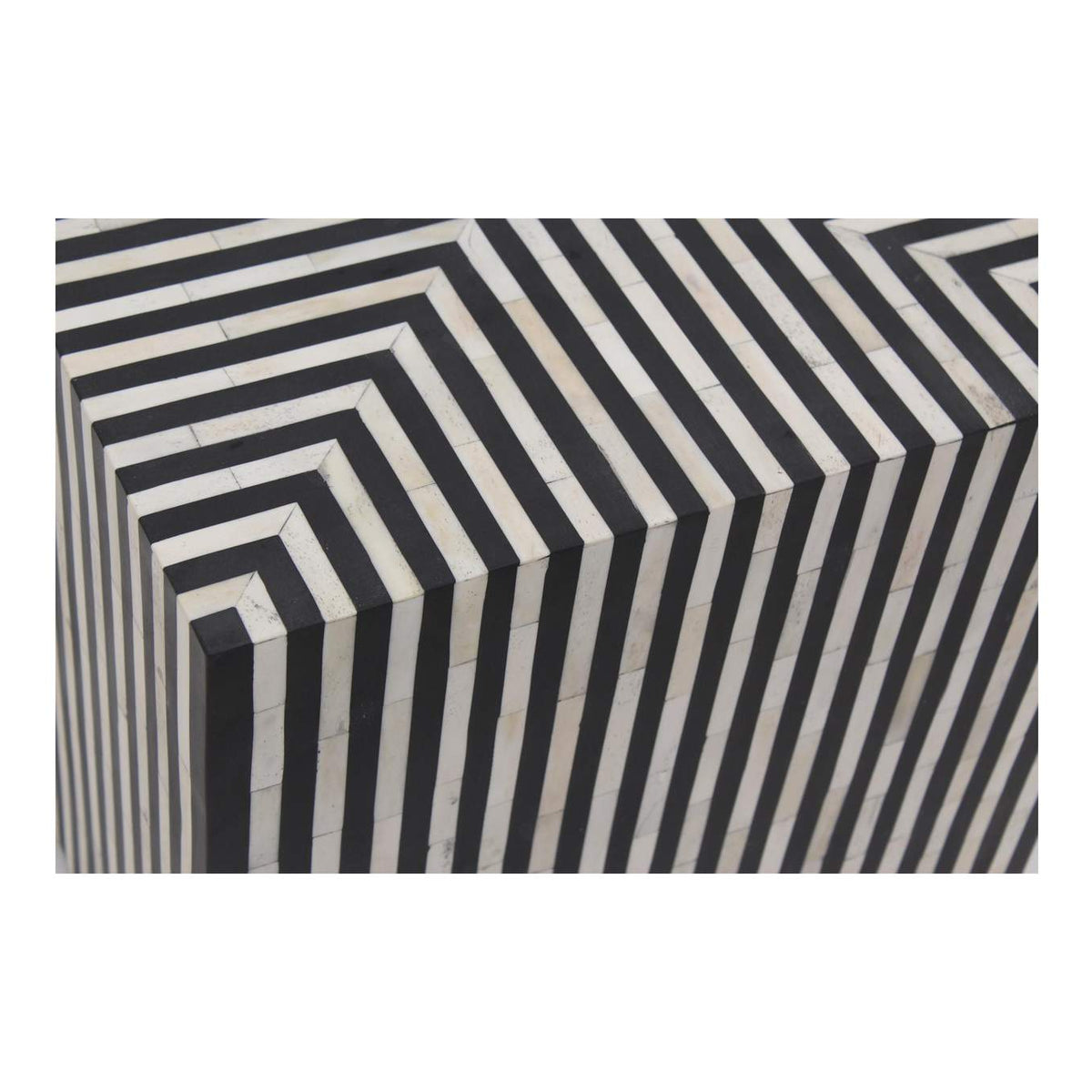 GZ-1149-37 Terning Side Table Black and White