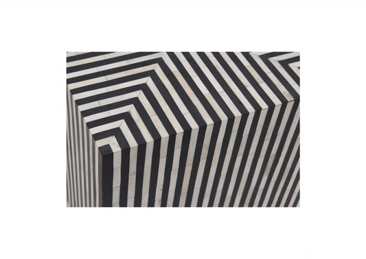 GZ-1149-37 Terning Side Table Black and White